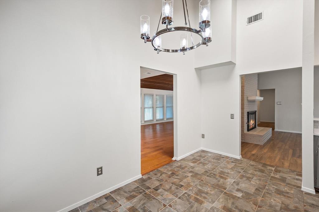 1036 Clinton Street Carrollton, TX 75007 - Photo 14 of 40