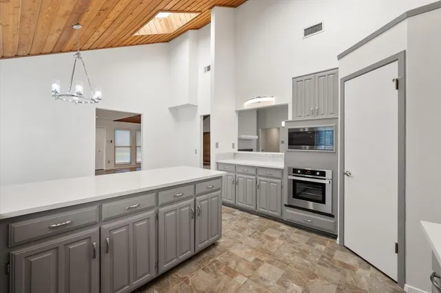 $539,899 | 1036 Clinton Street, Carrollton, TX 75007