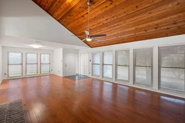 $539,899 | 1036 Clinton Street, Carrollton, TX 75007