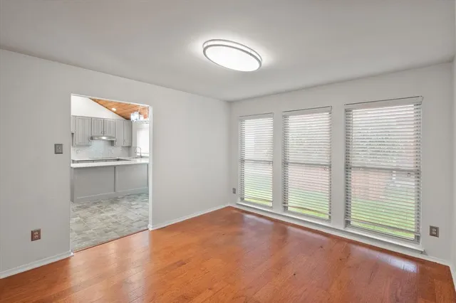 $539,899 | 1036 Clinton Street, Carrollton, TX 75007