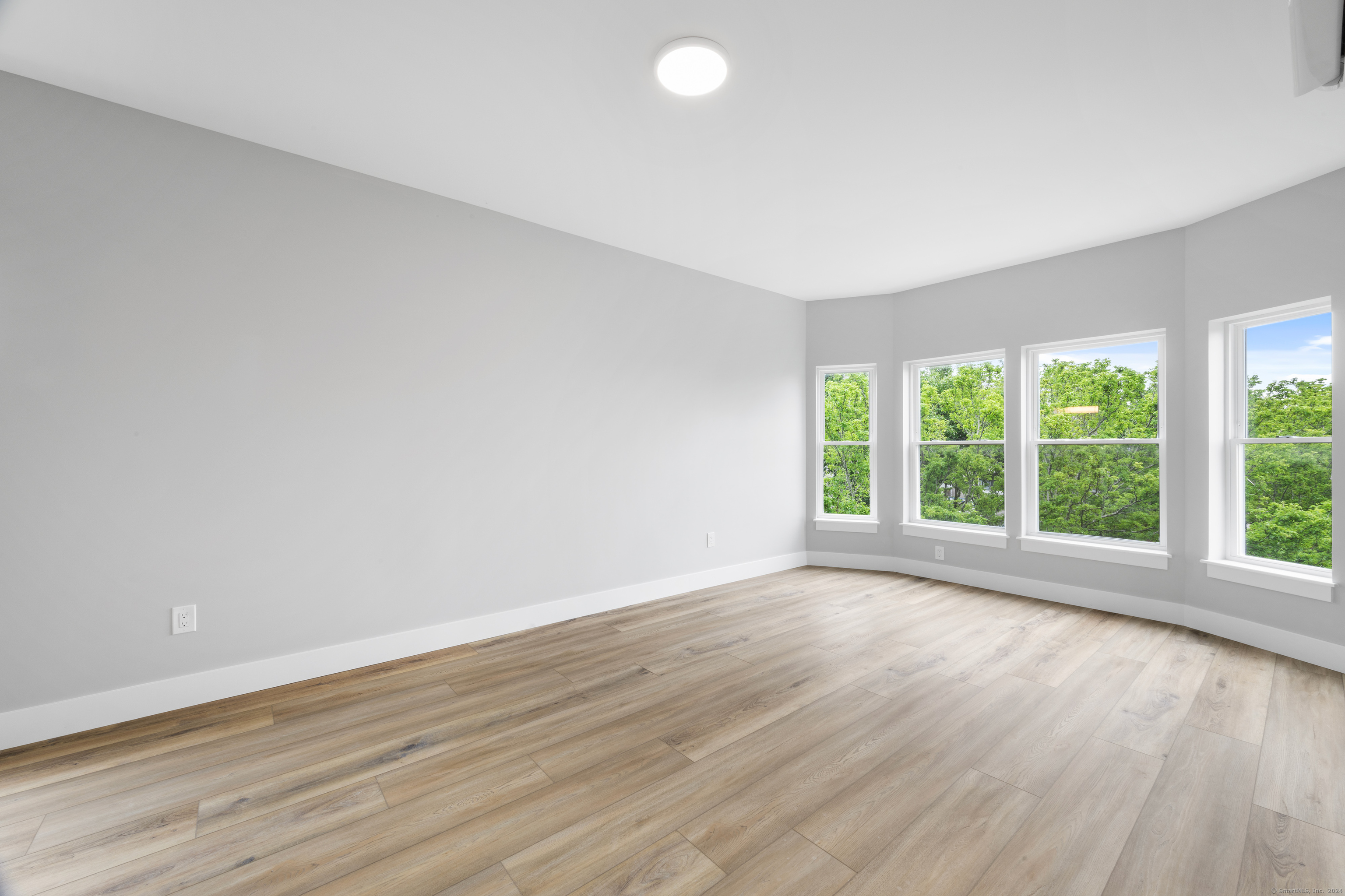 300 Harbour Close, Unit R New Haven, CT 06519 - Photo 11 of 40