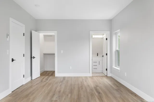 $385,000 | 300 Harbour Close, Unit R, New Haven, CT 06519