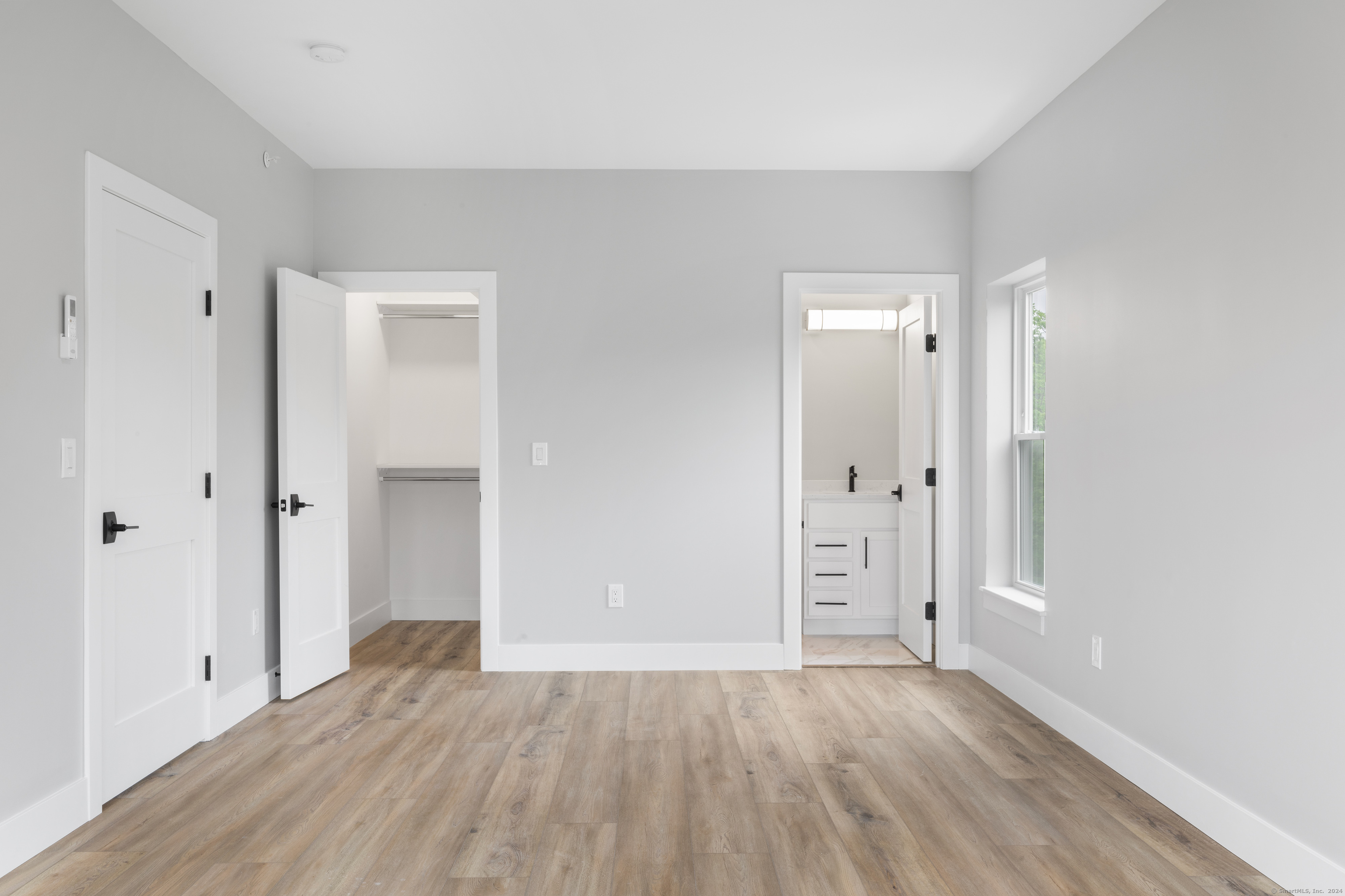 300 Harbour Close, Unit R New Haven, CT 06519 - Photo 12 of 40