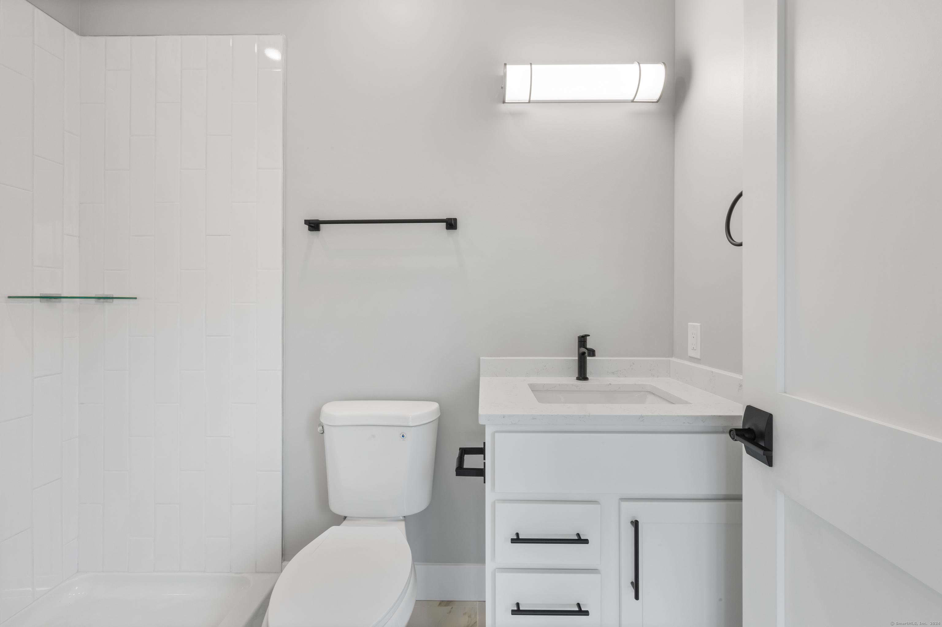 300 Harbour Close, Unit R New Haven, CT 06519 - Photo 15 of 40