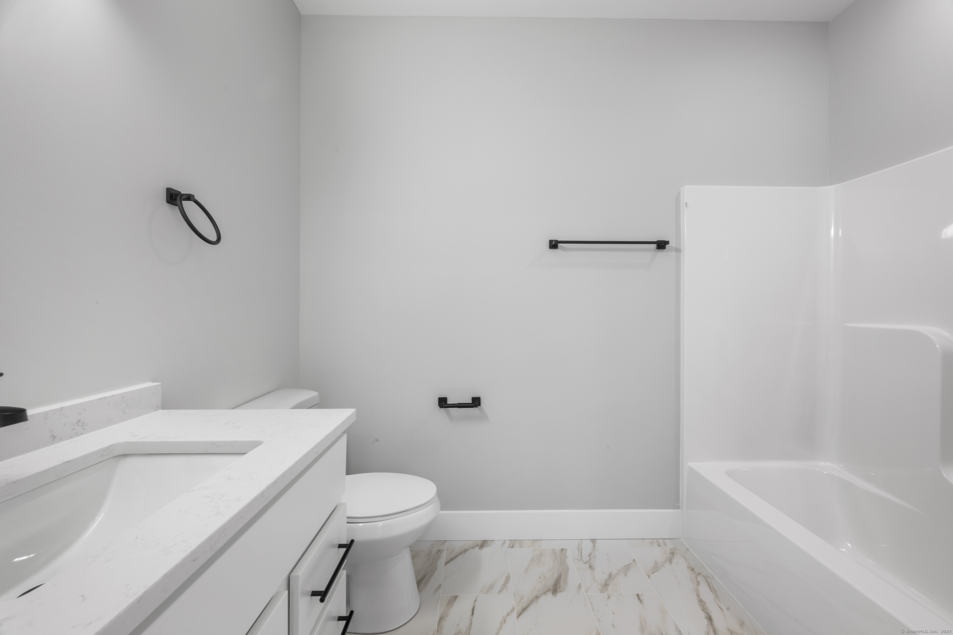 300 Harbour Close, Unit R New Haven, CT 06519 - Photo 17 of 40