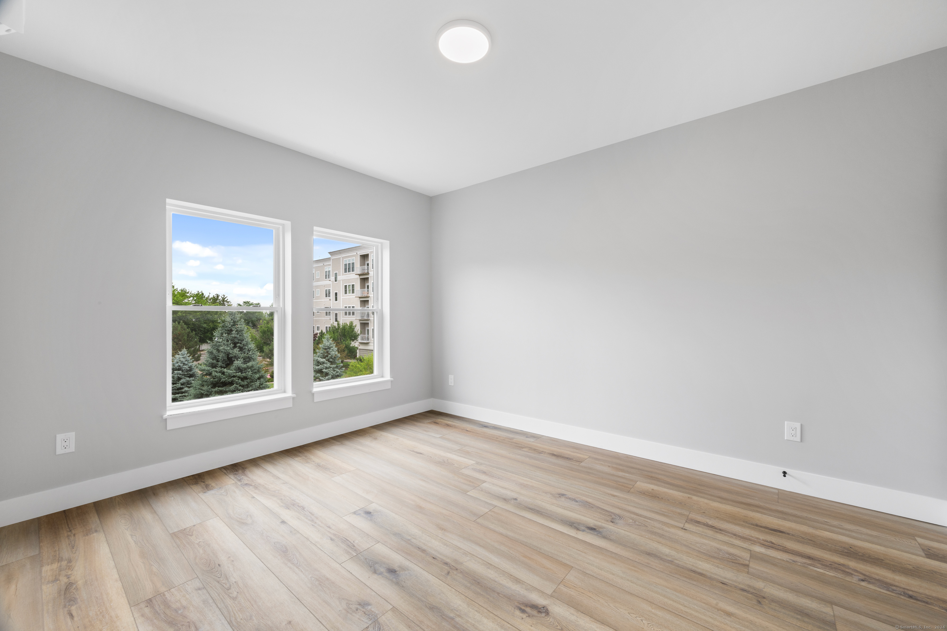 300 Harbour Close, Unit R New Haven, CT 06519 - Photo 9 of 40