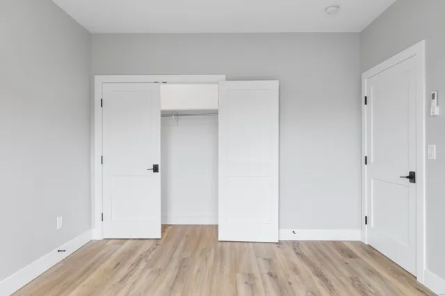 $385,000 | 300 Harbour Close, Unit R, New Haven, CT 06519