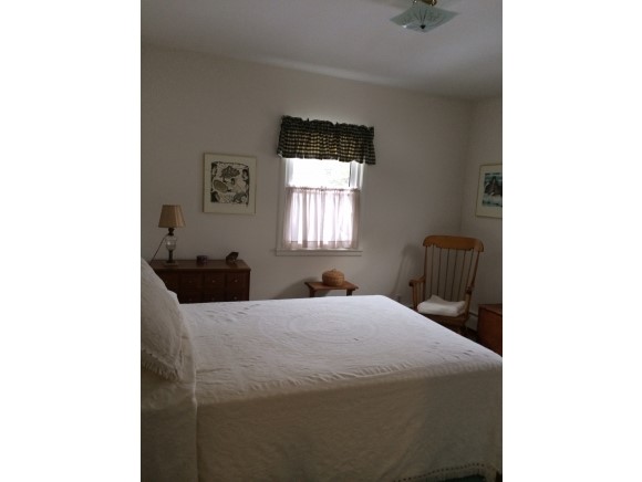 719 Hills Point Road Charlotte, VT 05445 - Photo 18 of 32 Gallery Image 18