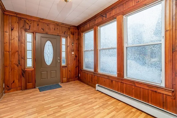 $584,900 | 154 Oak Street, Gardner, MA 01440