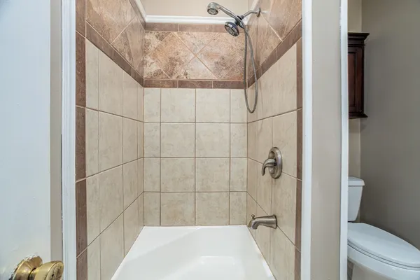 $599,900 | 154 Oak Street, Gardner, MA 01440