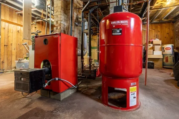 $599,900 | 154 Oak Street, Gardner, MA 01440