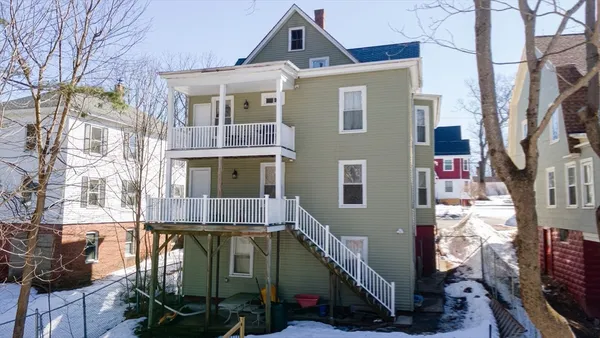 $599,900 | 154 Oak Street, Gardner, MA 01440