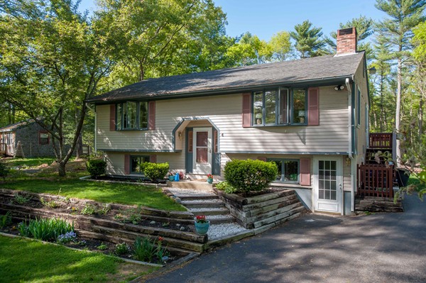 4 Marion Road Middleboro, MA 02346 - Photo 1 of 22