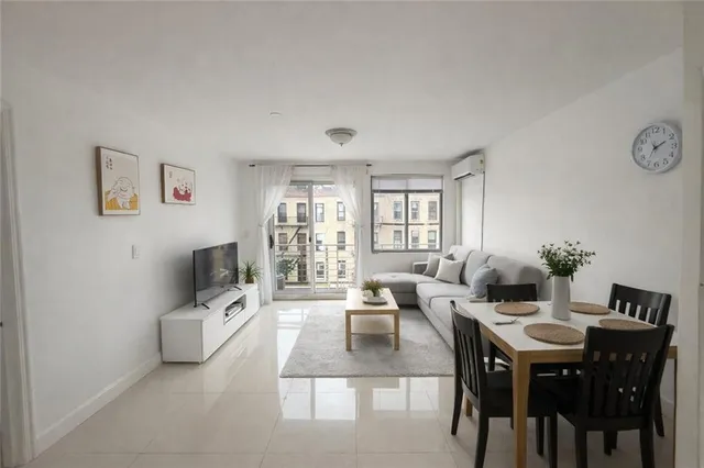 $619,000 | 4022 8th Avenue, Unit 4A | Sunset Park