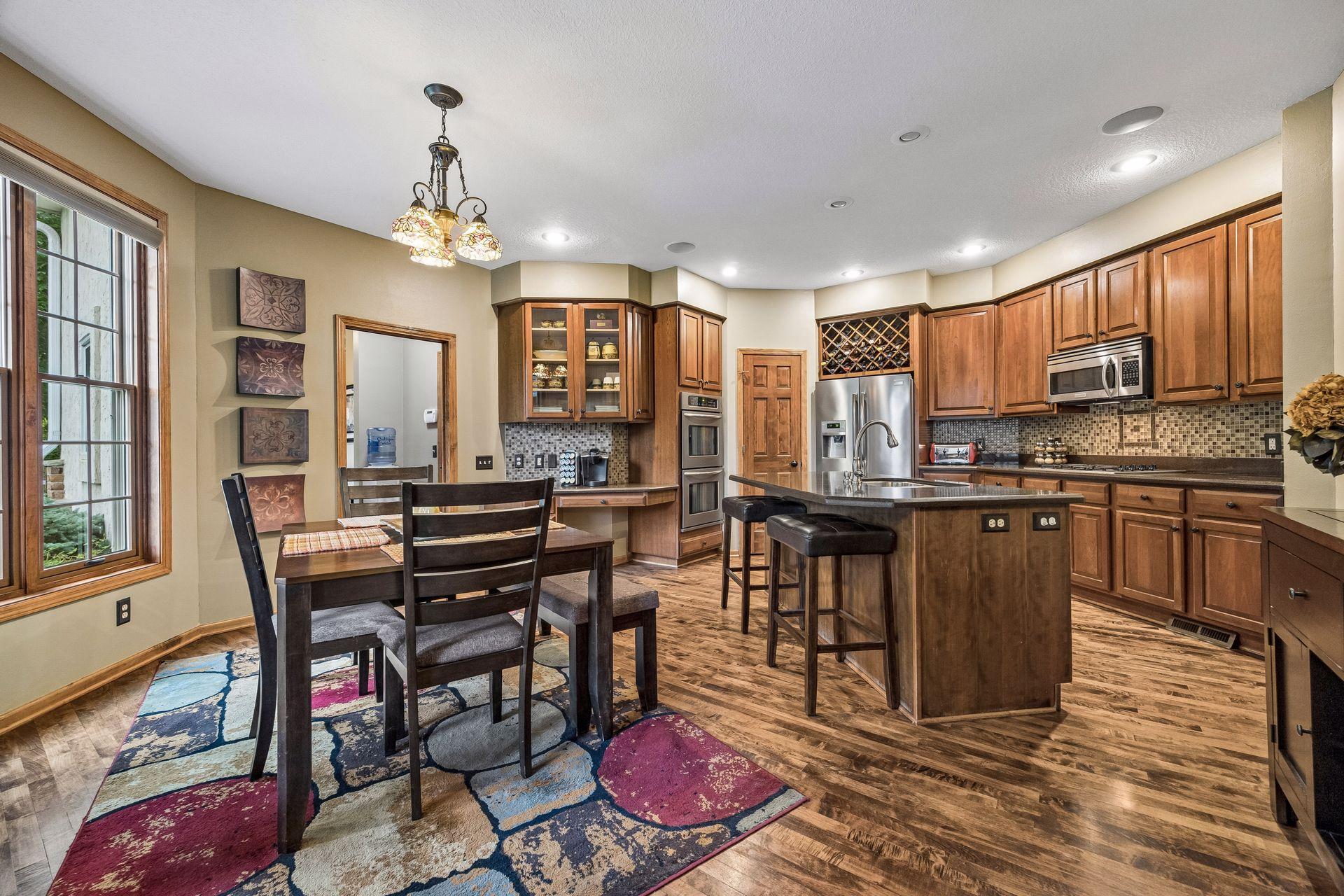 18464 Farmstead Circle Eden Prairie, MN 55347 - Photo 13 of 47