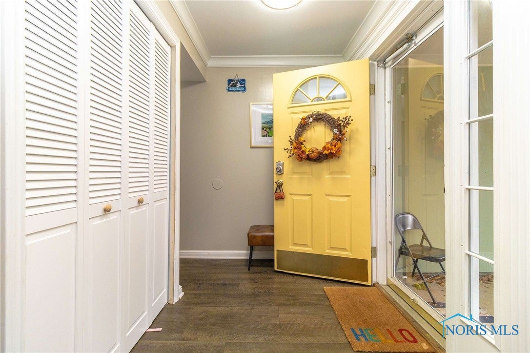 7429 Club Road Sylvania, OH 43560 - Photo 4 of 45 Gallery Image 4