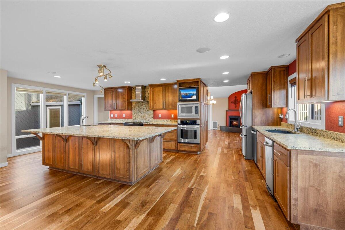 4400 Hillcrest Road Medford, OR 97504 - Photo 13 of 49 1