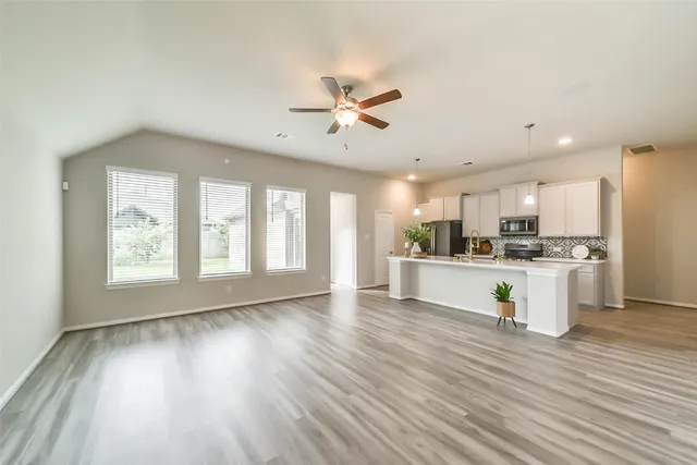 $410,000 | 4920 Arbor Crest Lane, League City, TX 77573