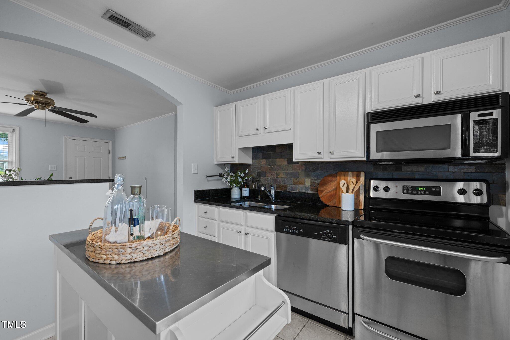 2331 Bernard Street Raleigh, NC 27608 - Photo 13 of 35