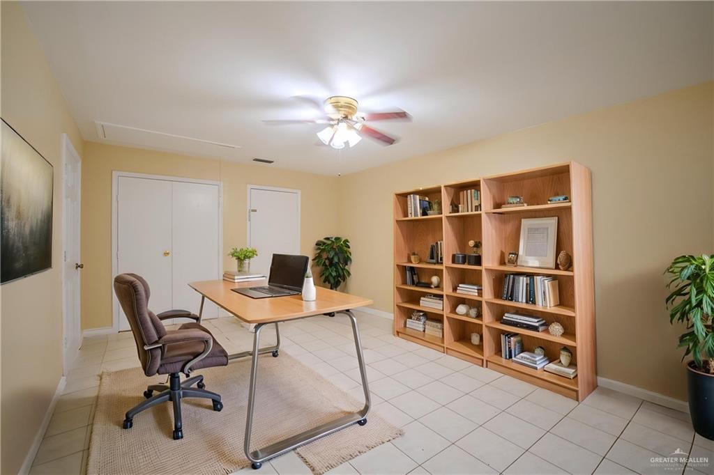 3718 Gonzalez Lane McAllen, TX 78504 - Photo 24 of 36 bedroom 4