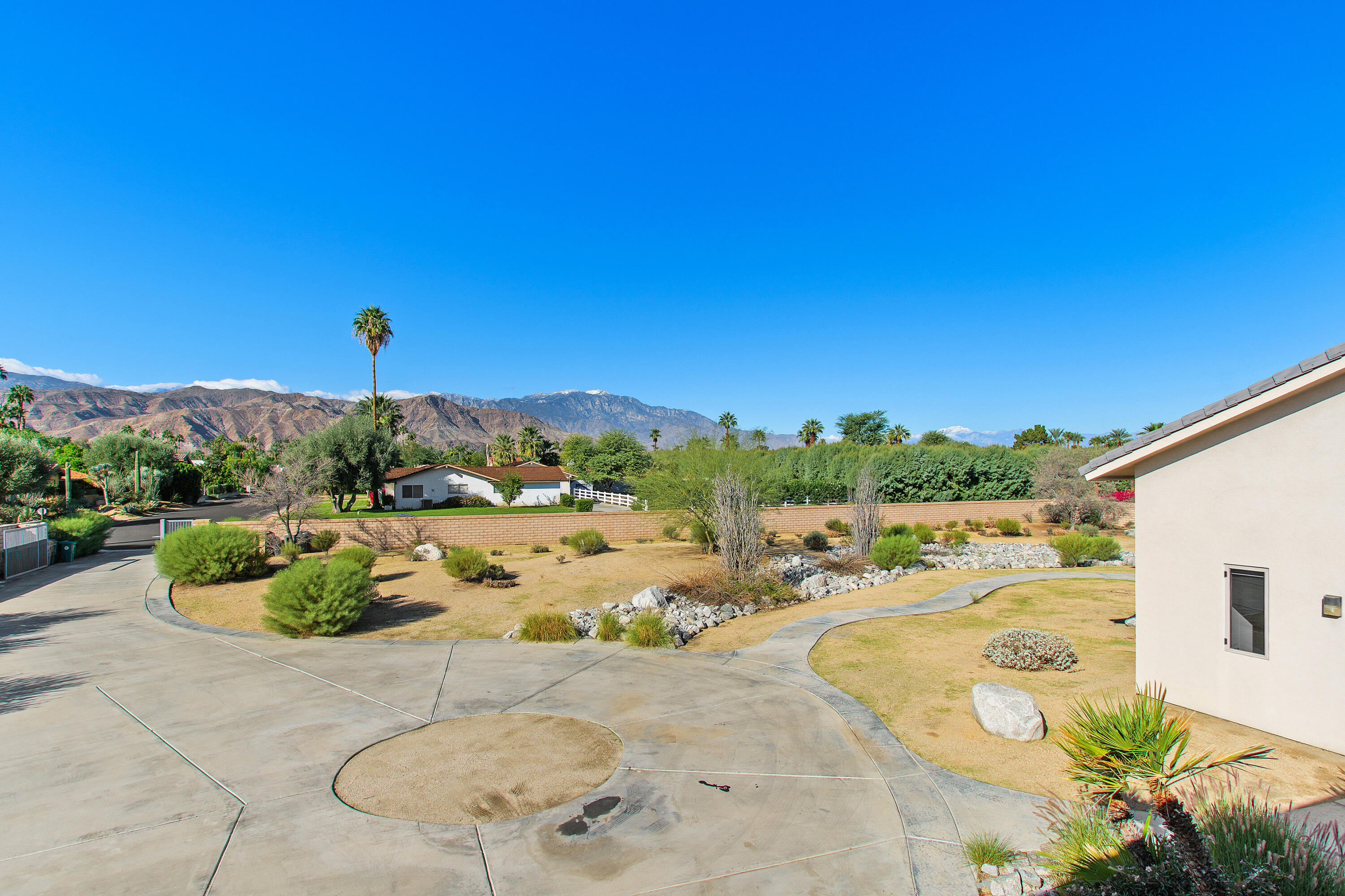 41750 Rancho Manana Lane Rancho Mirage, CA 92270 - Photo 34 of 37 42_11948401_184672_184672-EI-142