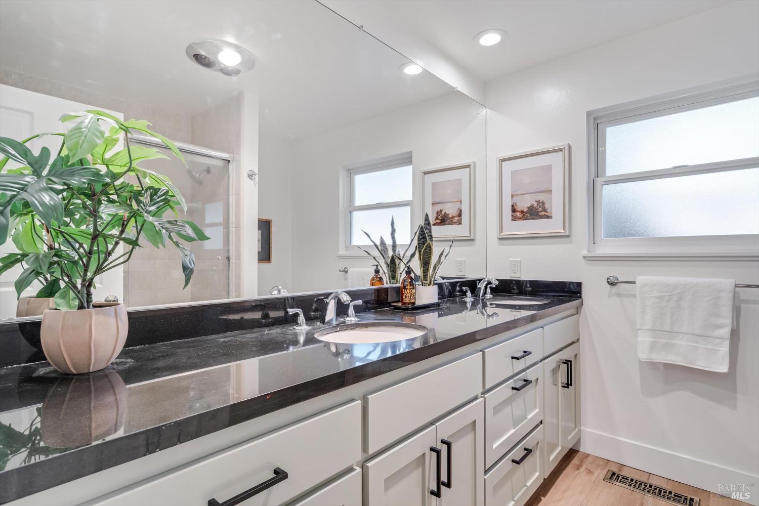 47 Hoff Road Kenwood, CA 95409 - Photo 22 of 45