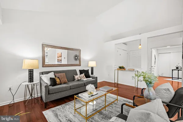 $480,000 | 4531 28th Road South, Unit 97, Arlington, VA 22206