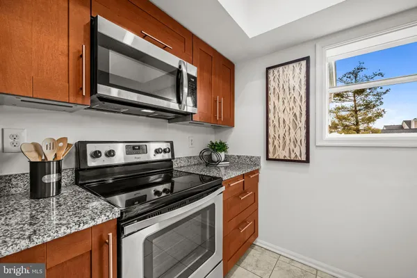 $480,000 | 4531 28th Road South, Unit 97, Arlington, VA 22206