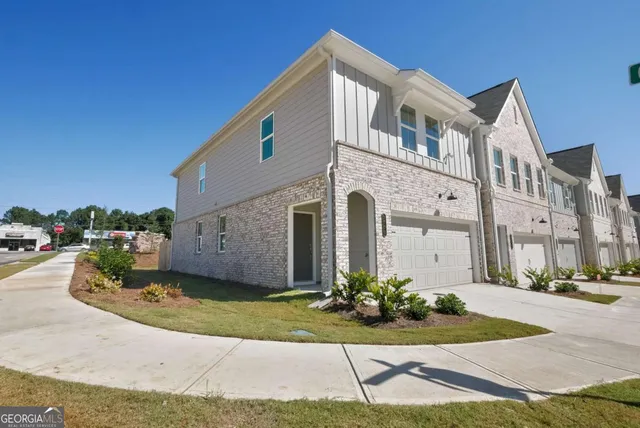 $2,400 | 5610 Fetlock Way, Unit 5610, Douglasville, GA 30135