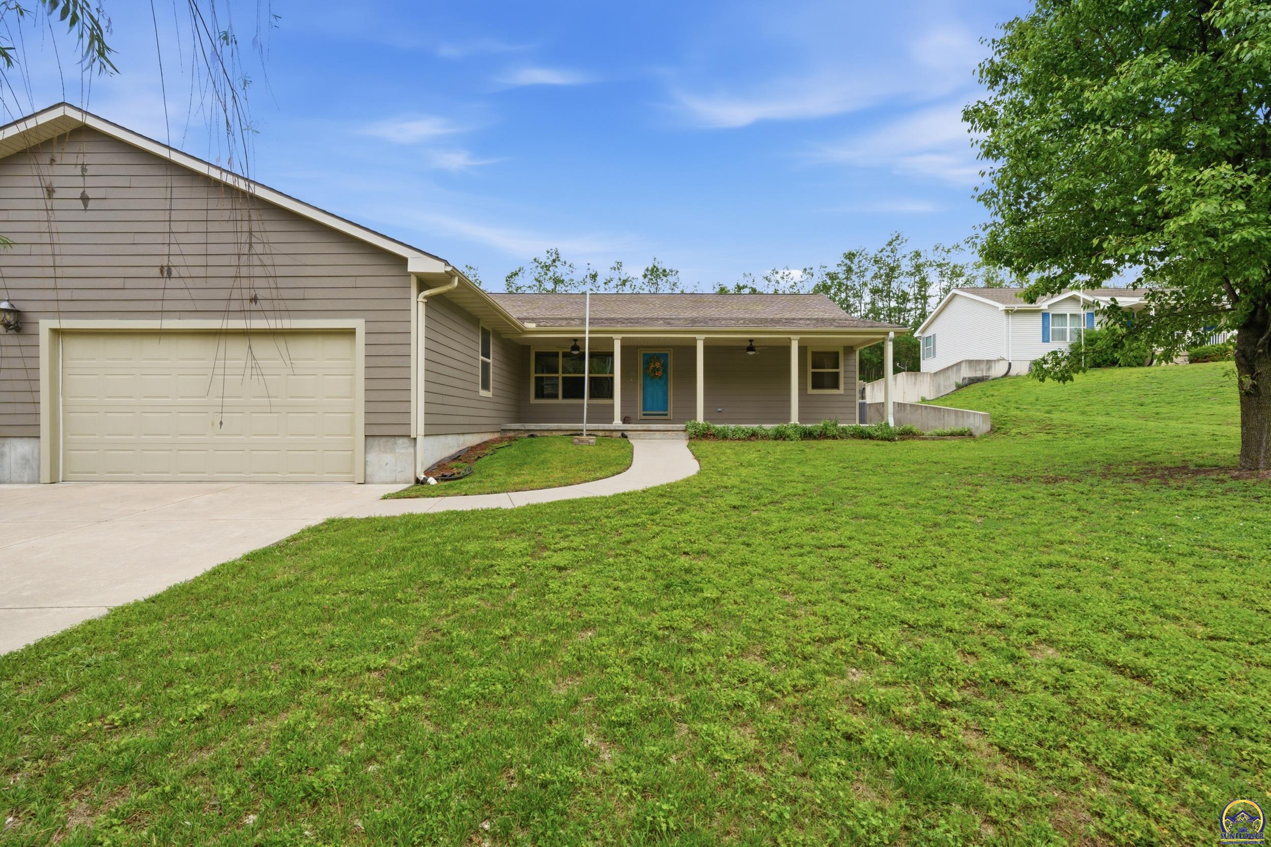 901 Nicholson Road Chapman, KS 67431 - Photo 5 of 46