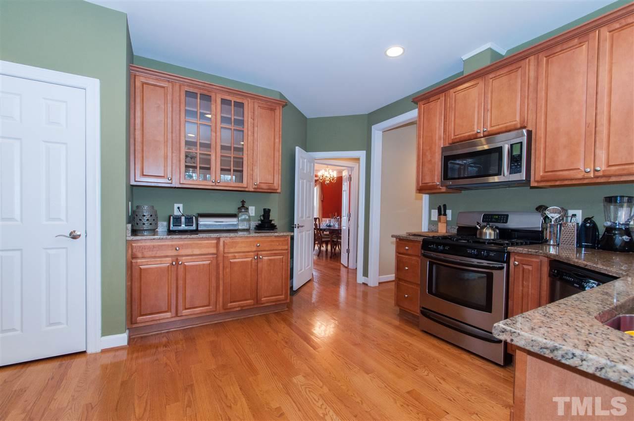 3216 La Costa Way Raleigh, NC 27610 - Photo 6 of 25