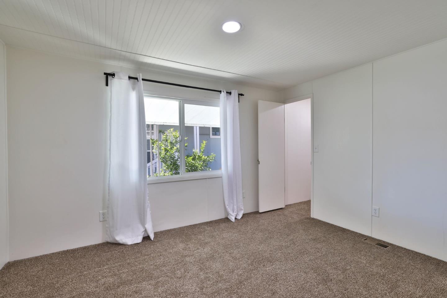 8282 Murray Avenue, Unit 99 Gilroy, CA 95020 - Photo 13 of 28