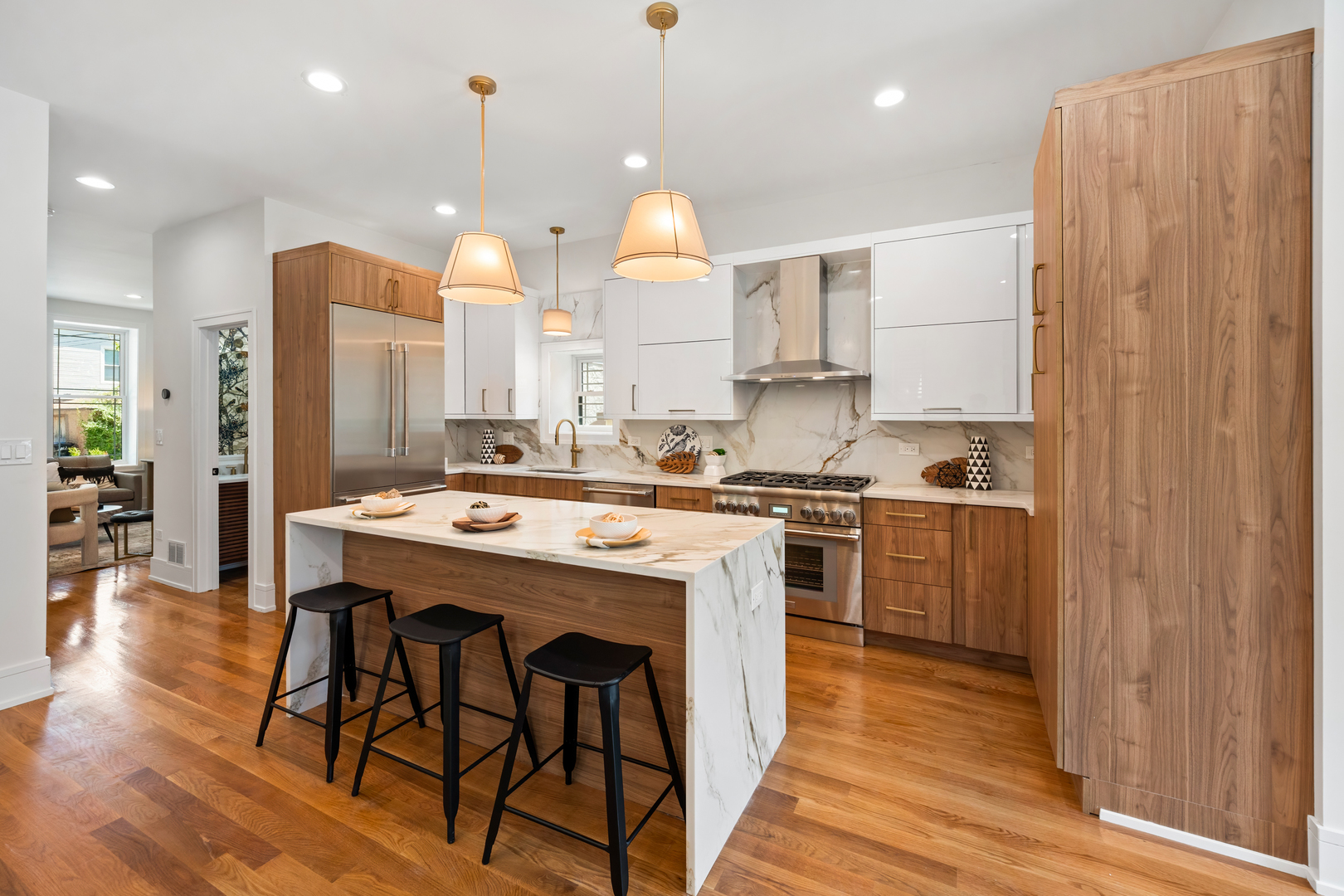 3414 North Hamilton Avenue Chicago, IL 60618 - Photo 12 of 45