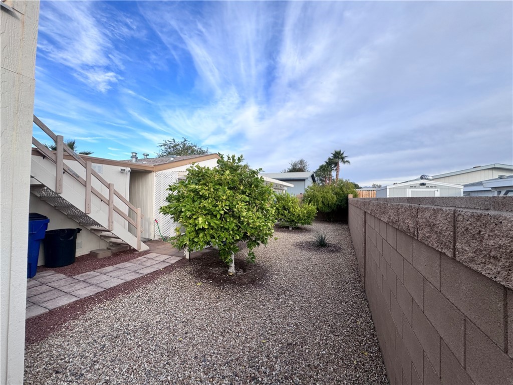 2532 Morgan Road Fort Mohave, AZ 86426 - Photo 22 of 29 View of yard