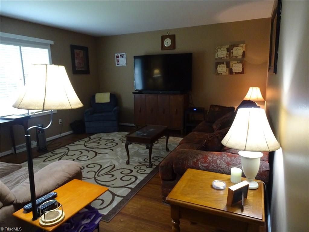115 Ridgeway Drive Thomasville, NC 27360 - Photo 9 of 20 Gallery Image 9