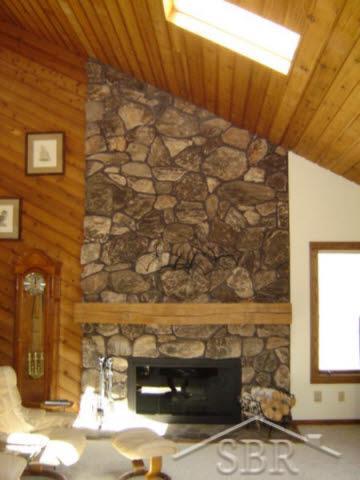 4588 North Raucholz Road Hemlock, MI 48626 - Photo 6 of 28 20361990-5.JPG