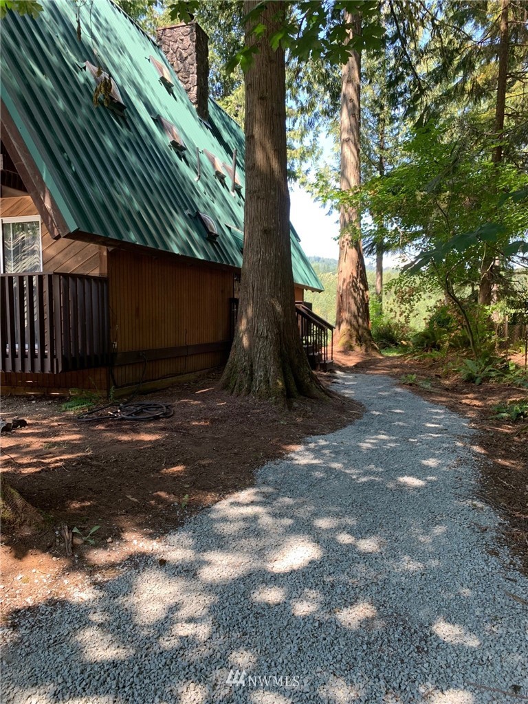 46675 Baker Loop Road Concrete, WA 98237 - Photo 3 of 32 Gallery Image 3