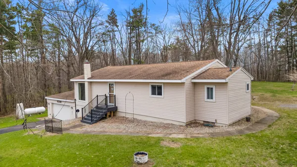 $215,000 | 7200 Waldron Road, Jerome, MI 49249