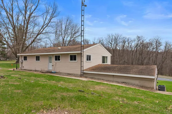 $215,000 | 7200 Waldron Road, Jerome, MI 49249