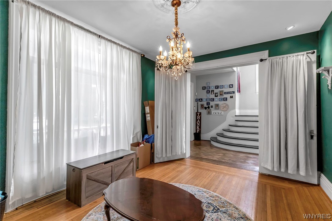 504 West Center Street Ridgeway, NY 14103 - Photo 5 of 34