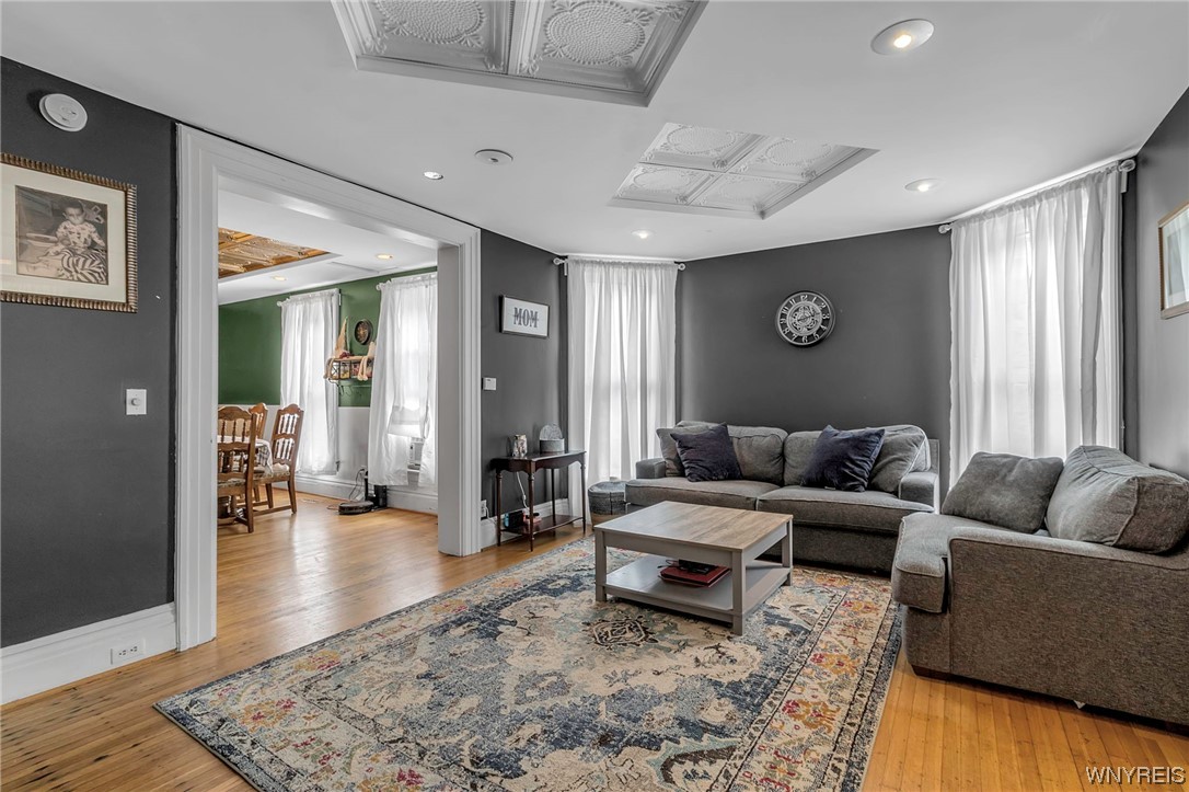 504 West Center Street Ridgeway, NY 14103 - Photo 8 of 34