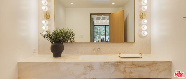 $34,500 | 2673 Zorada Drive, Los Angeles, CA 90046