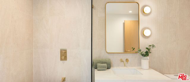 $34,500 | 2673 Zorada Drive, Los Angeles, CA 90046