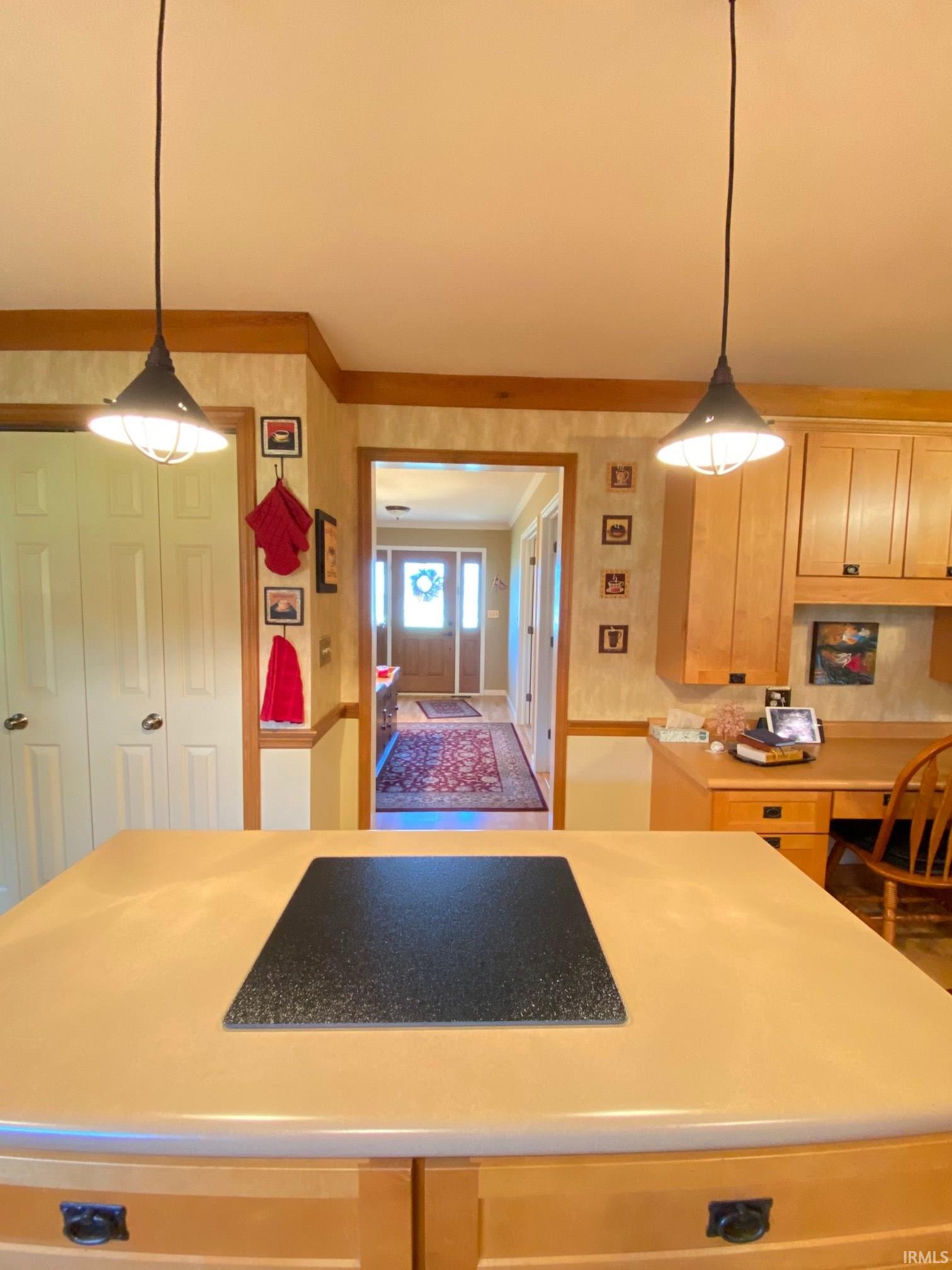 1604 North Buckeye Road Muncie, IN 47304 - Photo 3 of 27 Gallery Image 3