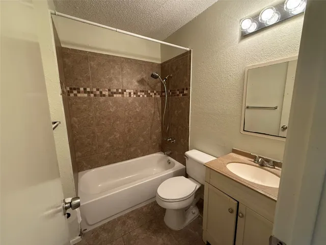 $995 | 9810 Roxanna Drive, Unit C, Austin, TX 78748