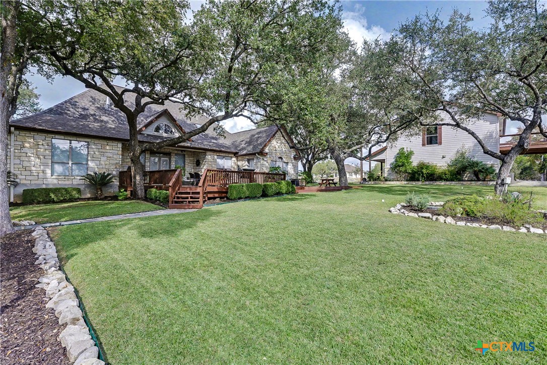 154 Quarry Point New Braunfels, TX 78132 - Photo 7 of 40 Back yard