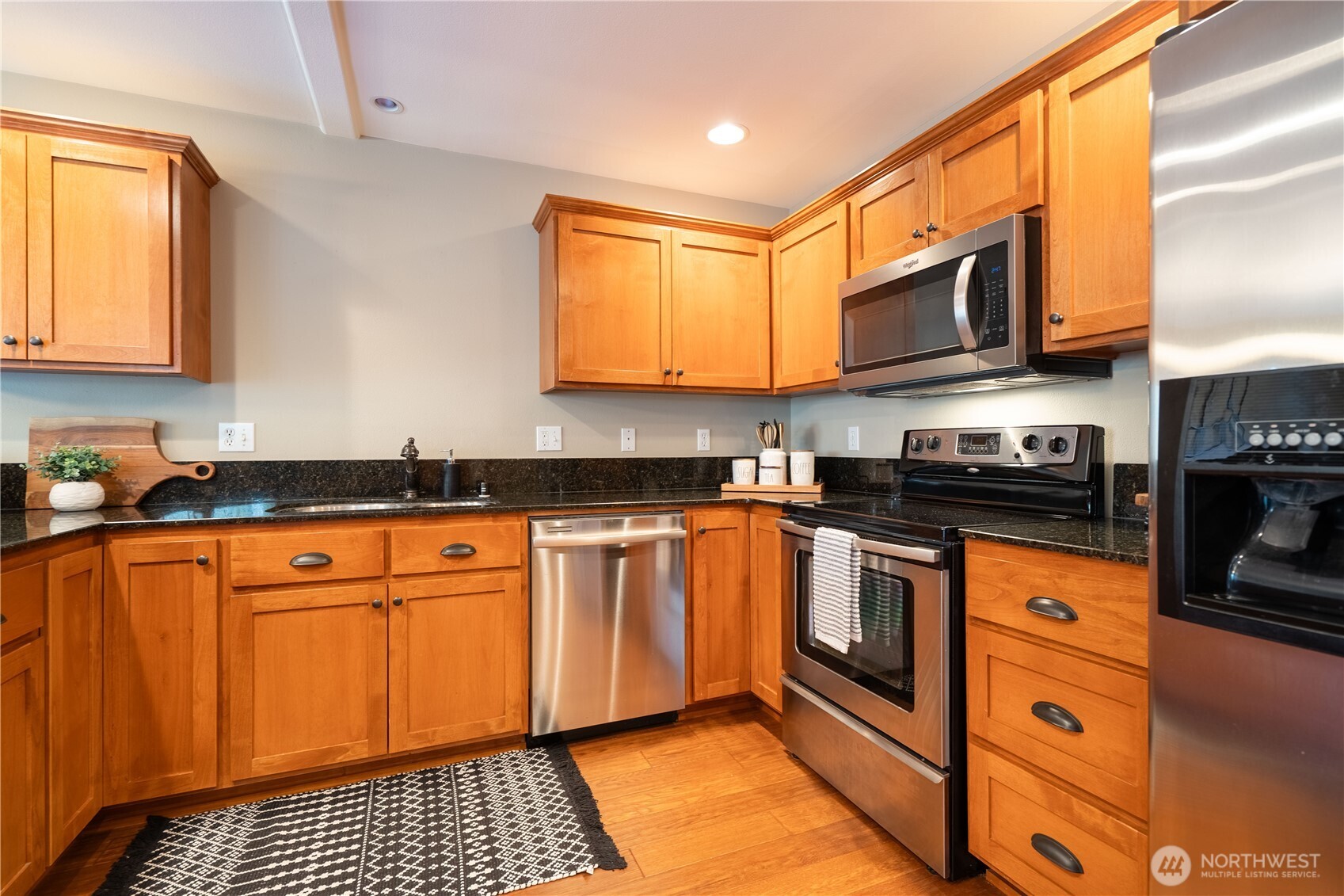 1656 Liberty Street, Unit 101 Lynden, WA 98264 - Photo 14 of 39