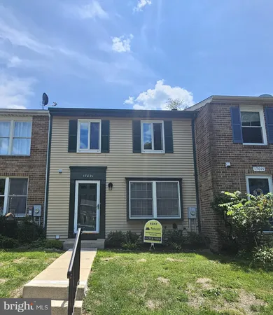 $2,595 | 17021 Moss Side Lane, Olney, MD 20832