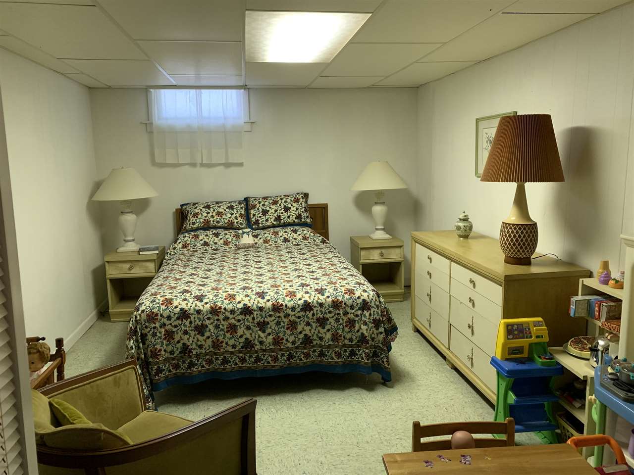 811 Westminster Road Traverse City, MI 49686 - Photo 25 of 32 1863627-24.JPG