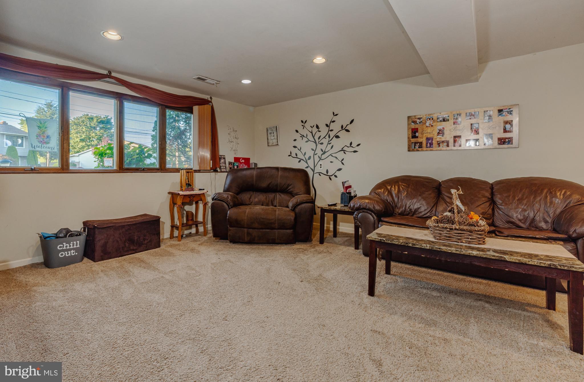 718 Lancing Road West Deptford, NJ 08096 - Photo 10 of 31 Family room